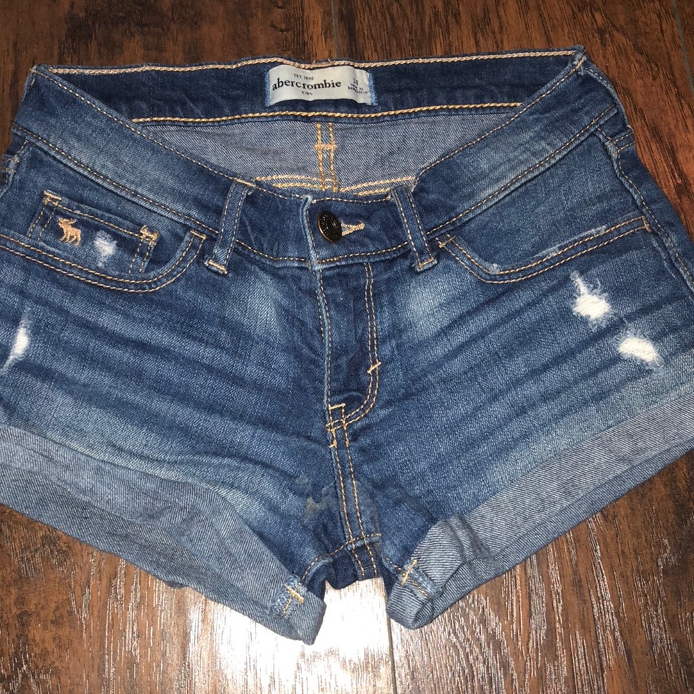 low waisted jean shorts